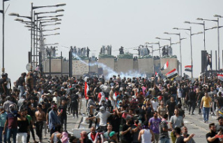Protest against corruption: Thousands of Iraqis call...