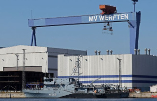 Mecklenburg-Western Pomerania: Naval arsenal Rostock:...