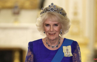 Break with old tradition: King's wife Camilla...