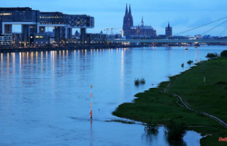 North Rhine-Westphalia: Cologne and the Ruhr area...