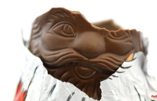 Holy shit: Five chocolate Santa Clauses "inadequate"