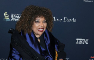 Grammy winner has ALS: Roberta Flack can no longer...