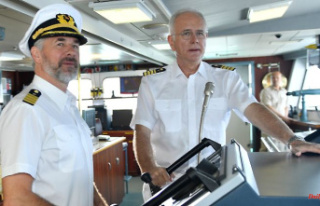 Ahoy, captain!: Harald Schmidt returns to the "dream...