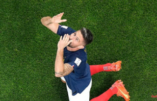French strangers with Sturmstar: Olivier Giroud, a...