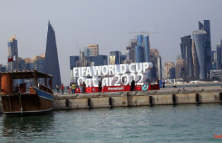 World Cup hosts continue to hand out: Qatar: criticism...