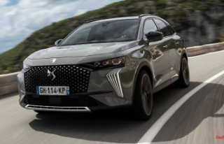 Facelift for the DS 7 Crossback: DS 7 E-Tense - luxury...