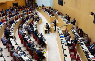Bavaria: State parliament debates budget and sets...