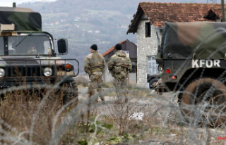 Shots near NATO patrol: Serbia sends army chief to...