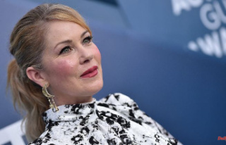 'It Sucked': Christina Applegate Opens Up...