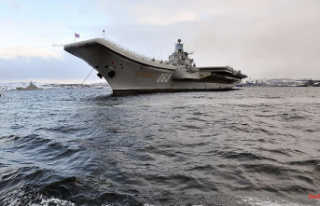 "Unlucky Navy": Fire on only Russian aircraft...