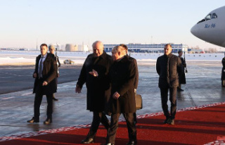 Everything okay with Lukashenko?: Putin back in Minsk...