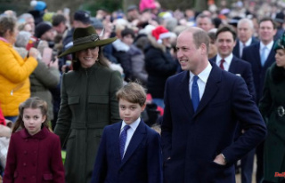 Christmas in Royalty: Royals at the service with Andrew...