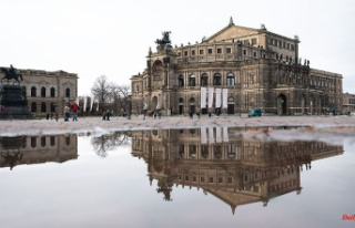 Saxony: Semperoper Dresden invites you to costume...