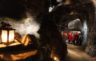 Thuringia: Saalfeld fairy grottoes are open to visitors...