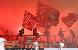 Just don't sink again: At Rot-Weiss Essen, fear...
