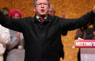 "We will not lower our tone", warns Mélenchon...