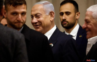 Emmanuel Macron receives Benyamin Netanyahu to talk...