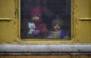 Ukraine war Russia sends thousands of Ukrainian children...