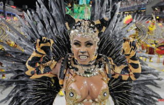 "Biggest party in the world": Rio dances...