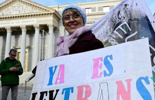 Spain passes law allowing free gender change from...