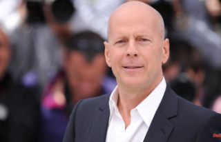 "A damn legend": Bruce Willis' dementia...