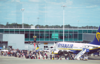 Economy Labor sanctions Ryanair for not paying the...