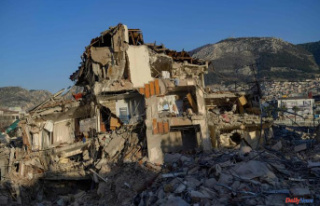 Earthquakes in Turkey: three survivors found thirteen...