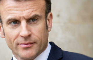 Emmanuel Macron talks about pension reform in "Pif,...