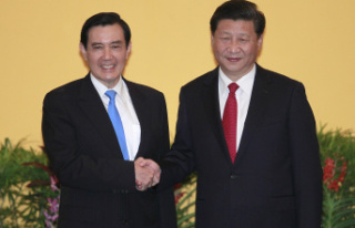 Asia Former Taiwan president to travel to China on...