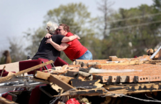 USA Biden will visit Mississippi after the devastation...