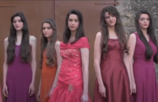 Flos Mariae, the 7-girl Catholic pop group that her...