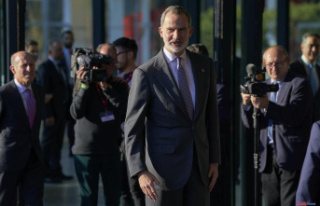 Casa Real Felipe VI completes with the OECD in Paris...