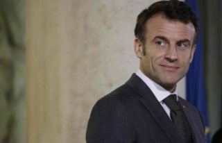 Institutional reform: Emmanuel Macron speeds up the...