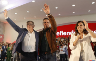 Politics Sánchez agitates the 28-M promising in an...