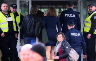 Poland seizes Russian high school building in Warsaw,...