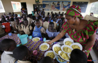 In Africa, free canteens to fight against school drop-out