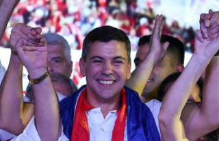 Paraguay: Santiago Peña, Conservative Party candidate,...