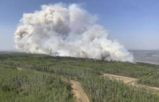 New evacuations due to fires in western Canada