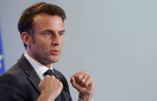 Macron denounces the "unacceptable" aggression...
