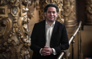 Music Gustavo Dudamel resigns as musical director...