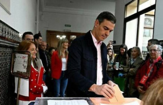 Local elections in Spain: Pedro Sanchez suffers a...