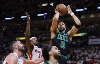 NBA: Boston survives first game against Miami in Eastern...