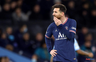 Lionel Messi apologizes to PSG for trip to Saudi Arabia...