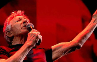 Pink Floyd: Former member Roger Waters accused of...