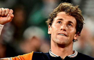 Roland-Garros: Casper Ruud joins Novak Djokovic in...