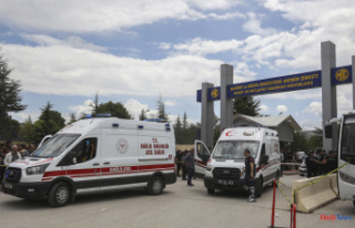 In Turkey, five dead following an explosion in an...