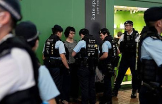 Hong Kong: four arrested on the eve of the 34th anniversary...