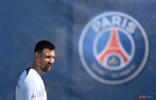 Messi's departure from PSG officially announced...