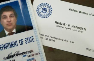 Robert Hanssen, ex-Kremlin mole in the FBI, is dead