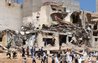 Libya: In Derna, at least 11,300 people died in floods,...